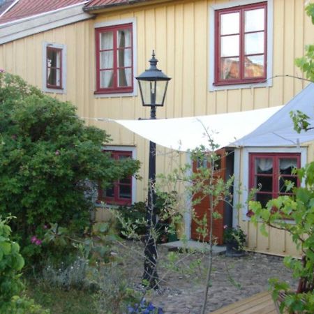 One Room Bed & Breakfast Skanninge Bagian luar foto