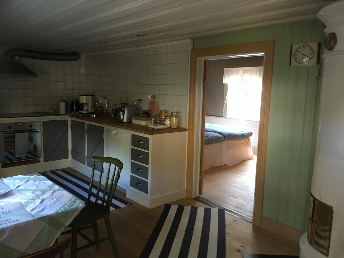 One Room Bed & Breakfast Skanninge Bagian luar foto