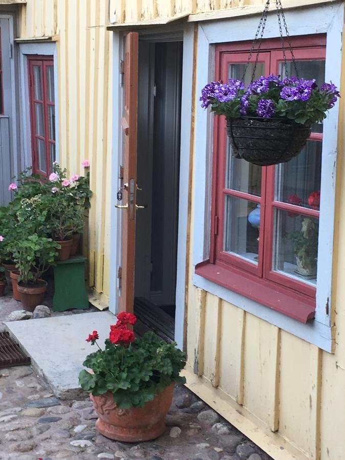 One Room Bed & Breakfast Skanninge Bagian luar foto